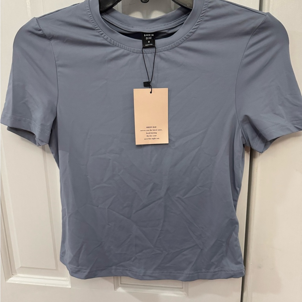 SHEIN BAE Slate Blue Stretchy Tee – NWT (Size M)‎